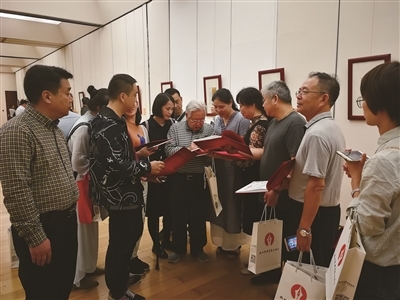 贊美祖國——全國名家硬筆書法展開幕